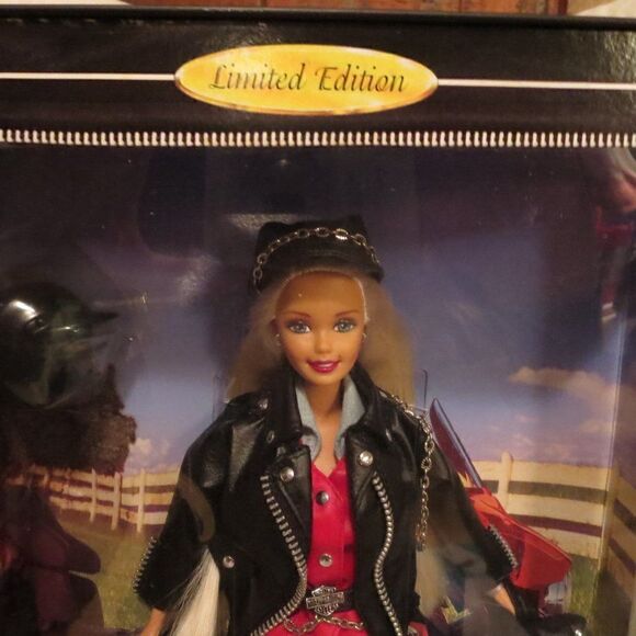 1997 Harley Davidson Barbie 1st in Series NRFB - Picture 3 of 13